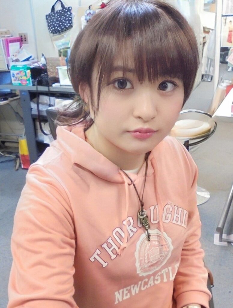 ラフな服装で女装