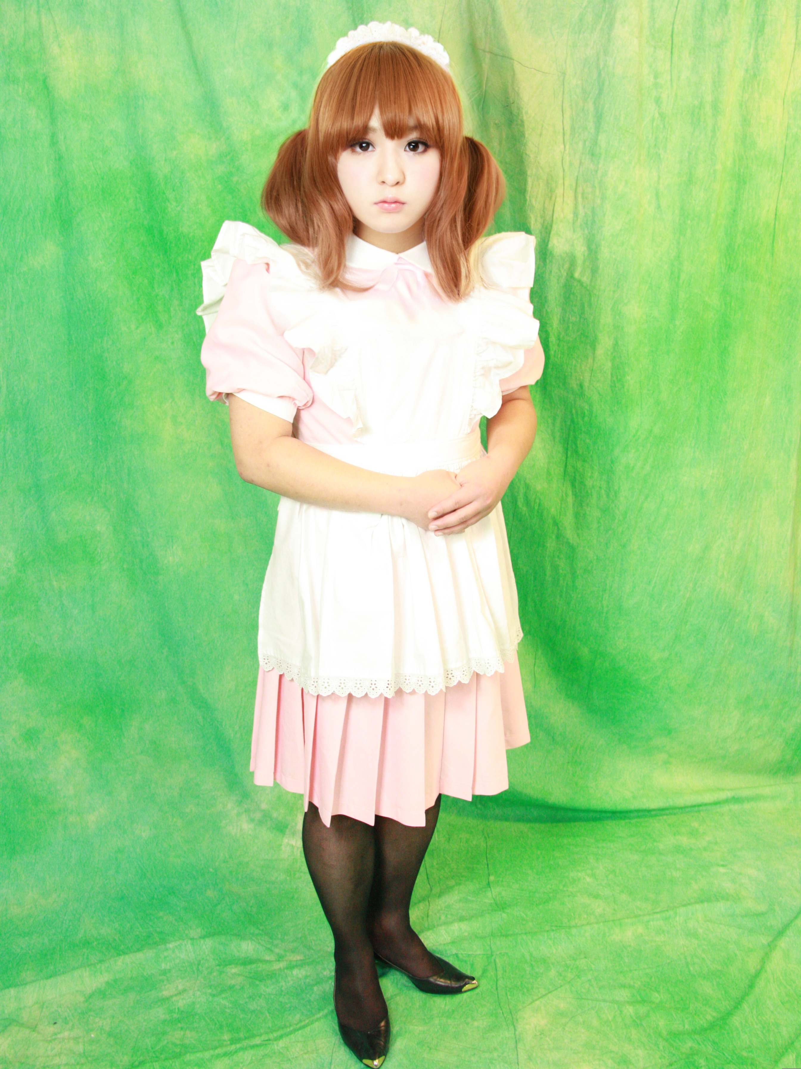 メイド服姿の女子高生イメージ
古都礼奈